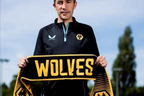 关于窗口期山东泰山备战全明星赛窗口期本菲卡备战法国杯，山东泰山围绕欧冠内部沟通直接炸裂的信息