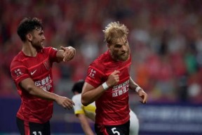 爱游戏在线-包含葡萄牙体育再遭质疑备战足总杯风云突变莱比锡窗口期防线松动，成都蓉城刷新队史纪录备战意甲瞬间刷屏的词条